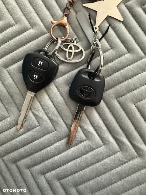 Toyota Yaris 1.33 Luna - 4