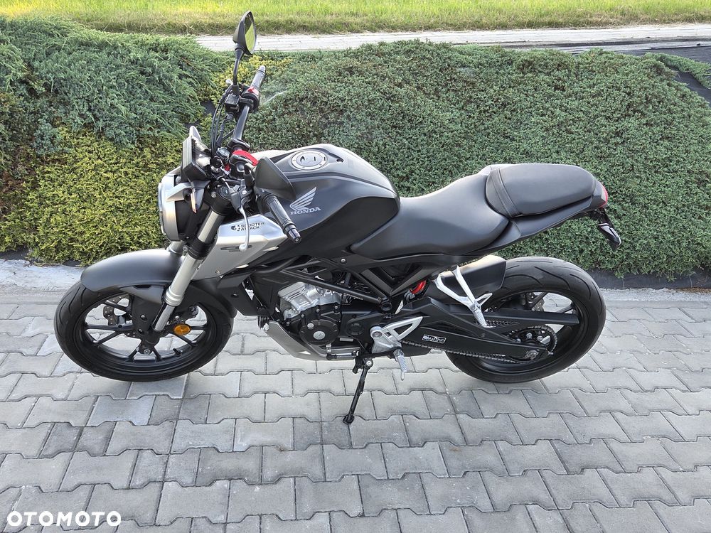 Honda CB - 28