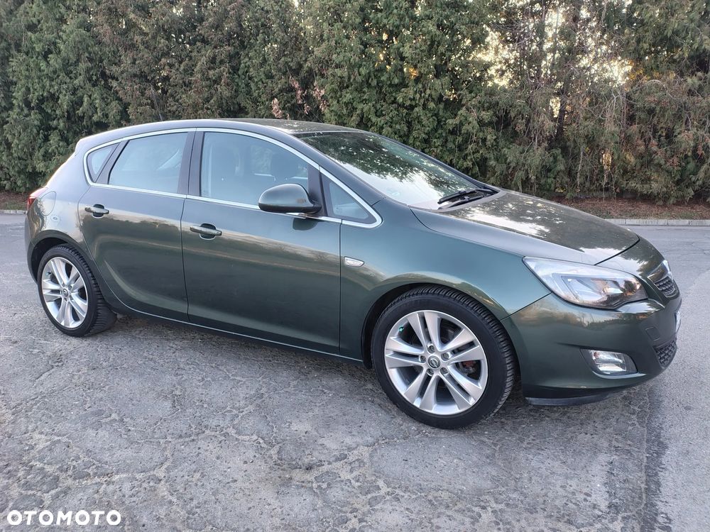 Opel Astra 1.6 Turbo Innovation - 2