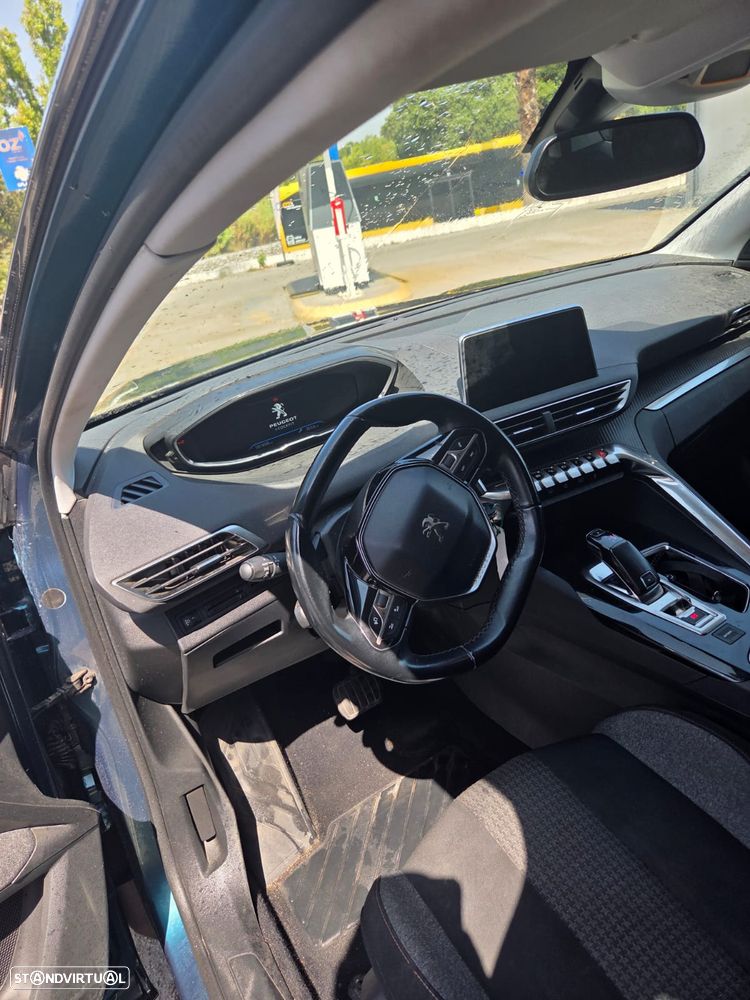 Peugeot 5008 BlueHDI 130 EAT8 Allure - 8