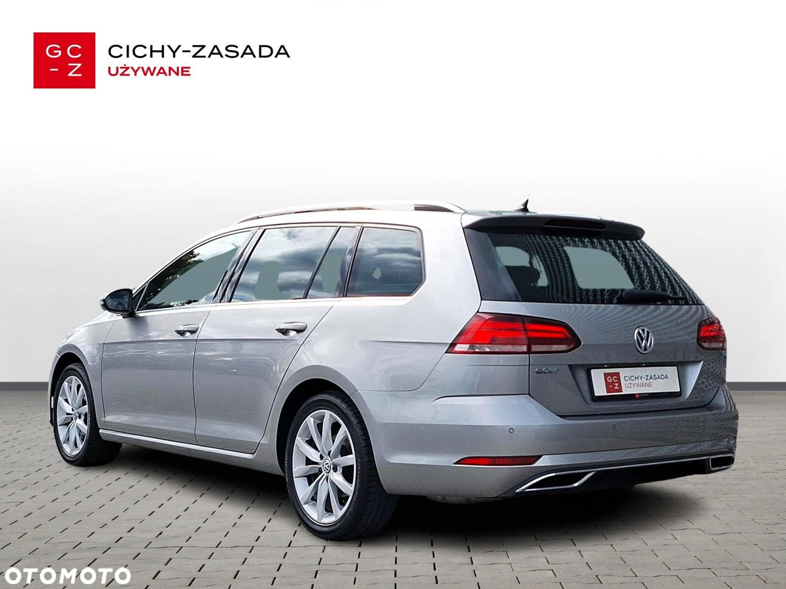 Volkswagen Golf - 4