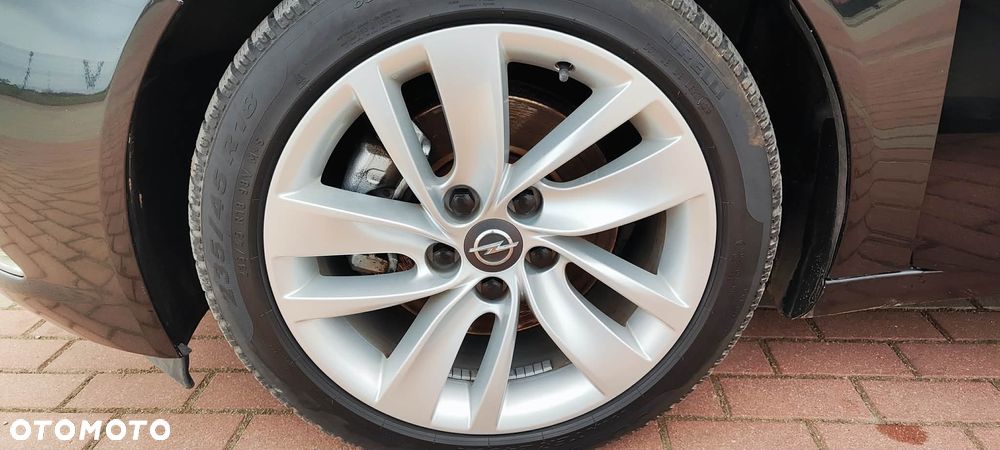 Opel Insignia - 14