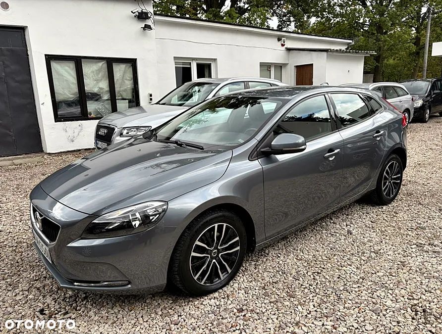 Volvo V40 D2 Drive-E Momentum
