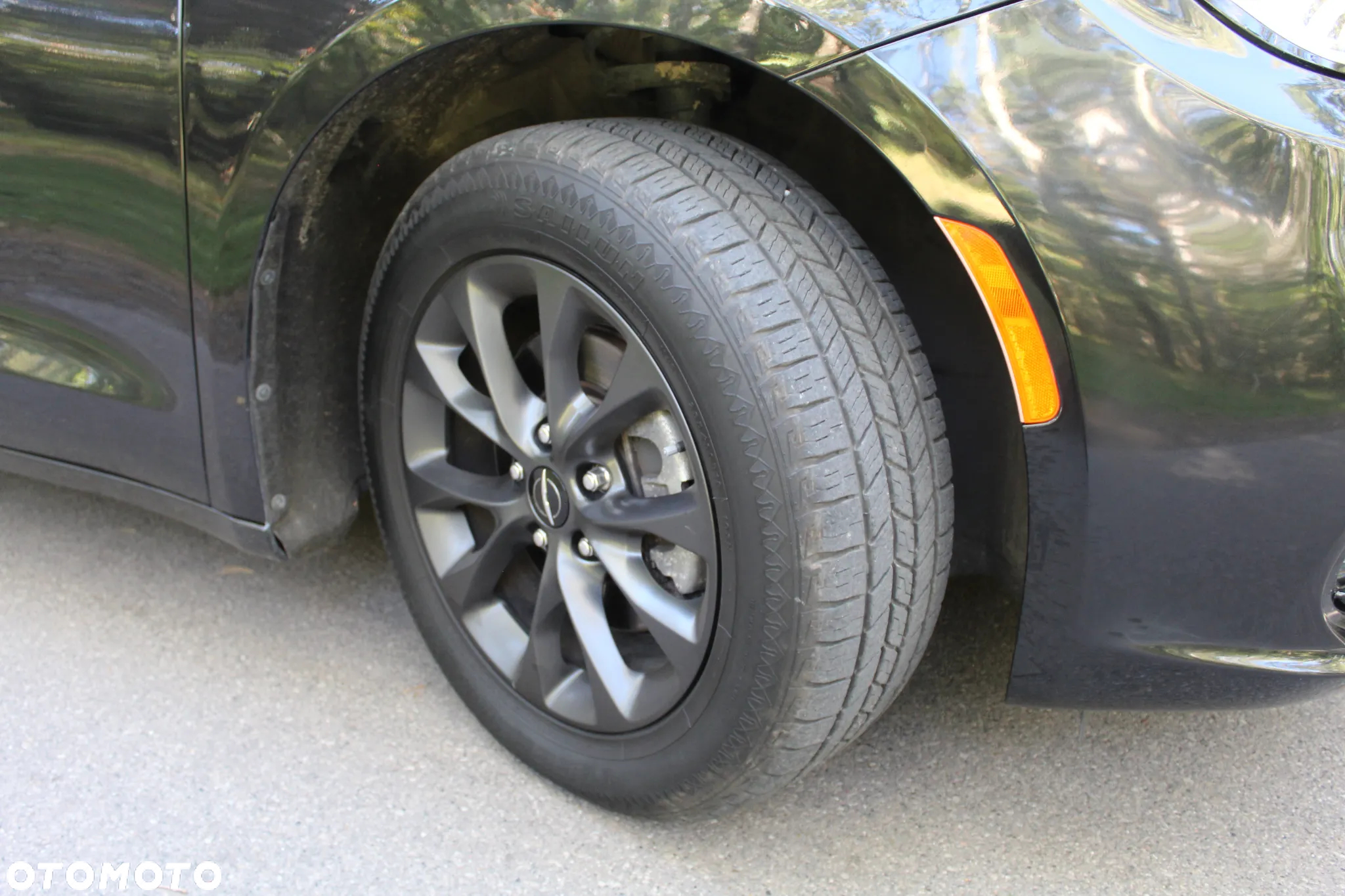 Chrysler Pacifica - 13
