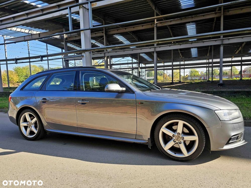 Audi A4 Avant 2013 photo 2