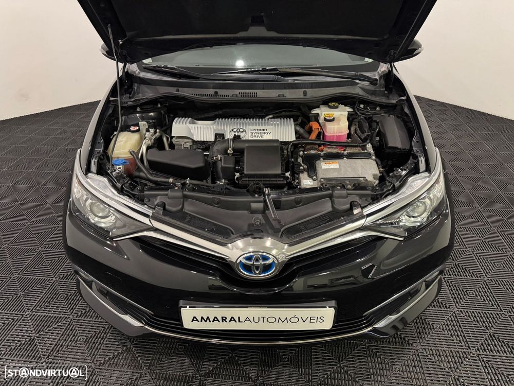 Toyota Auris Touring Sports 1.8 HSD Comfort +P.Techno+P.Sport - 60