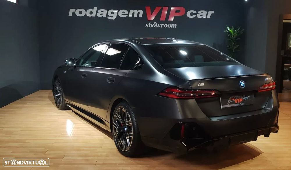 BMW i5 M60 xDrive Pack Desportivo M Pro - 6