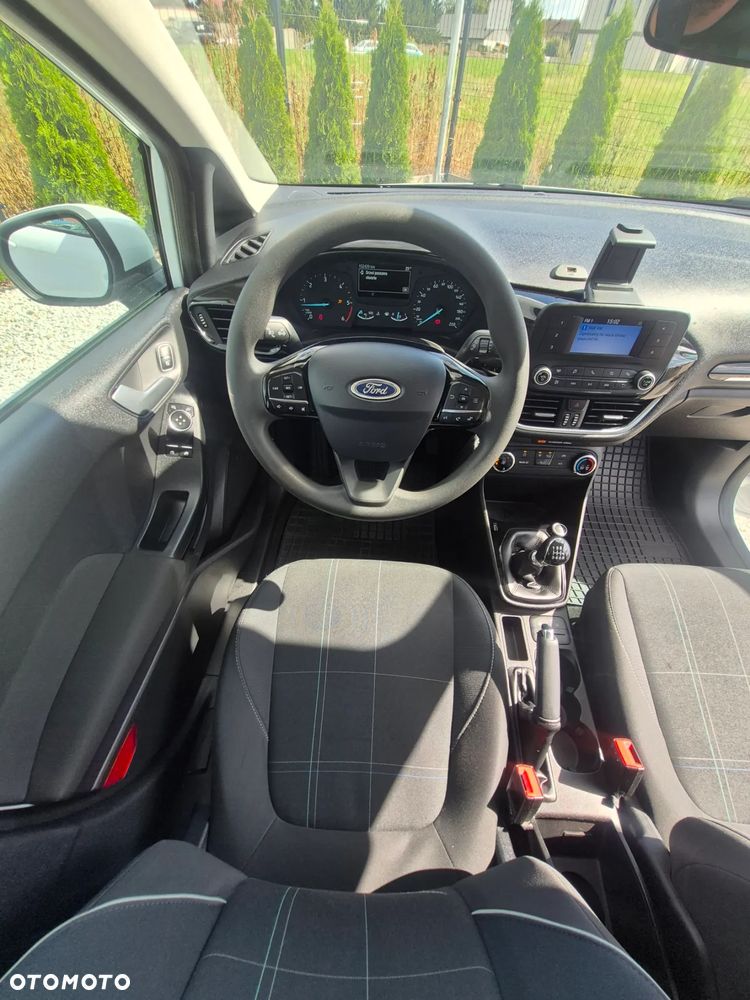 Ford Fiesta - 28