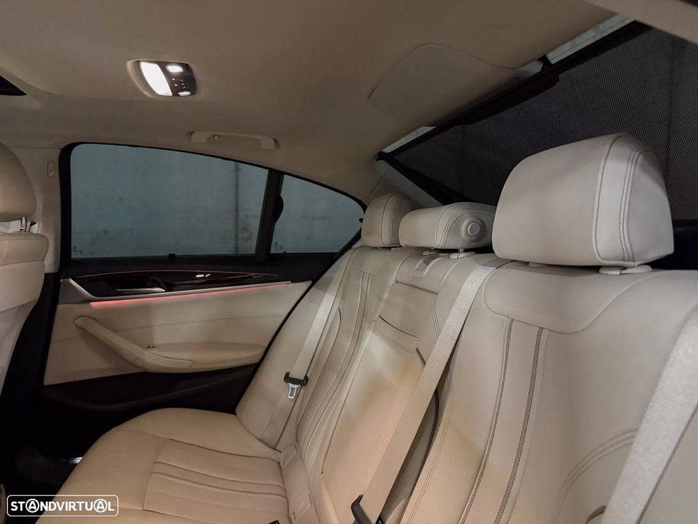BMW 520 d Line Luxury Auto - 7