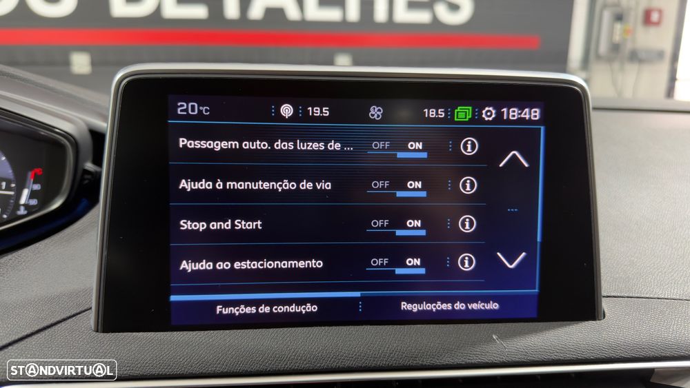 Peugeot 3008 PureTech 130 Stop & Start GPF Allure Business-Pack - 29