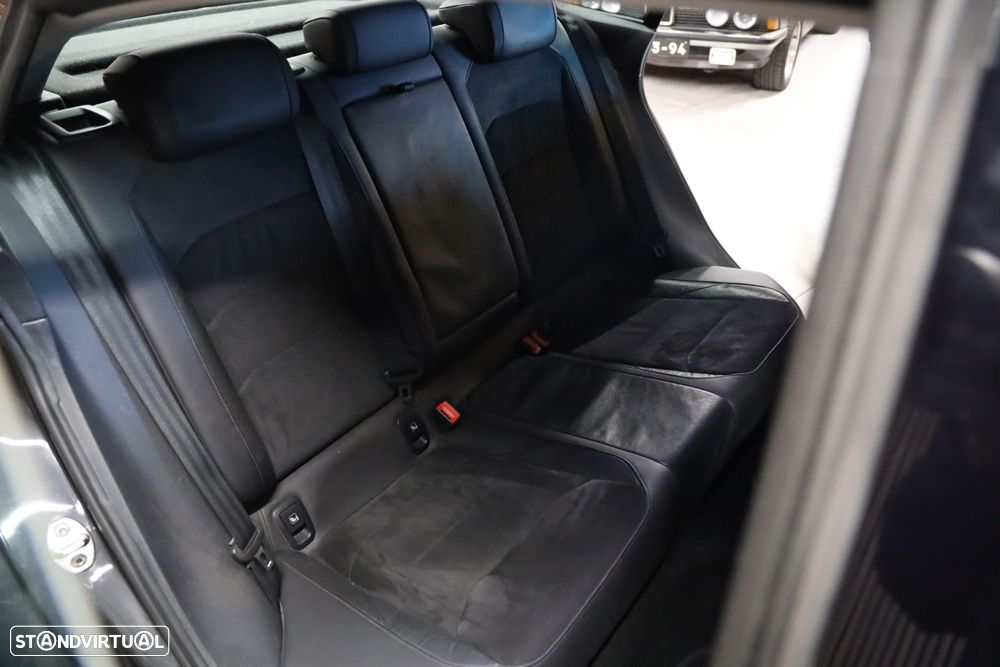 VW Arteon 2.0 TDI Elegance DSG - 2