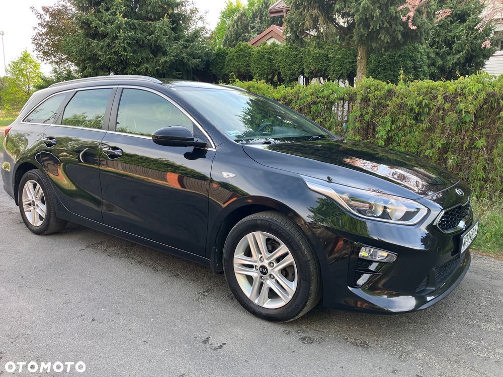 Kia Ceed 1.6 CRDi mHEV Business Line - 2