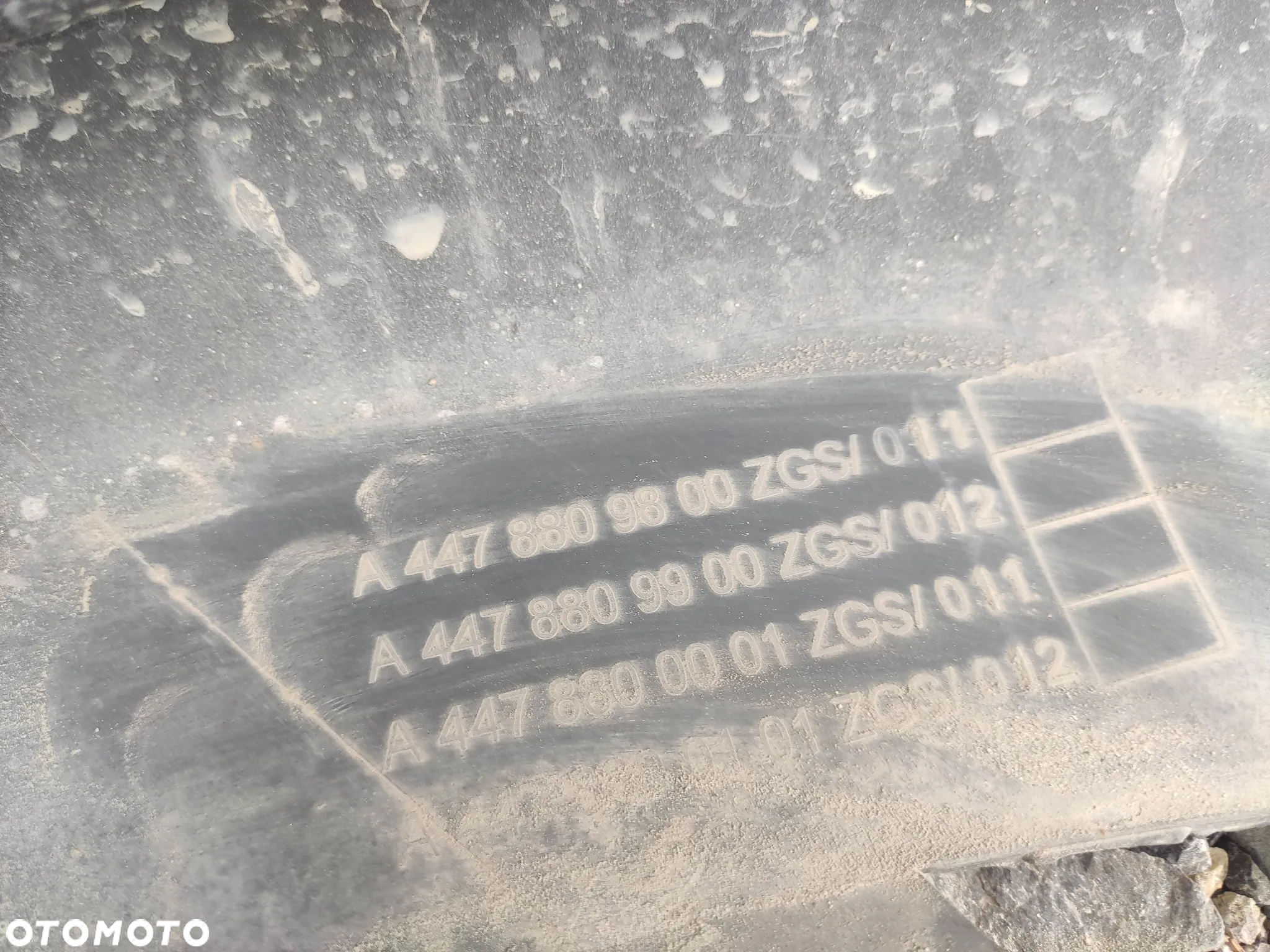 CC Zderzak przód Mercedes Vito A447 14- A4478809800 struktura - 12