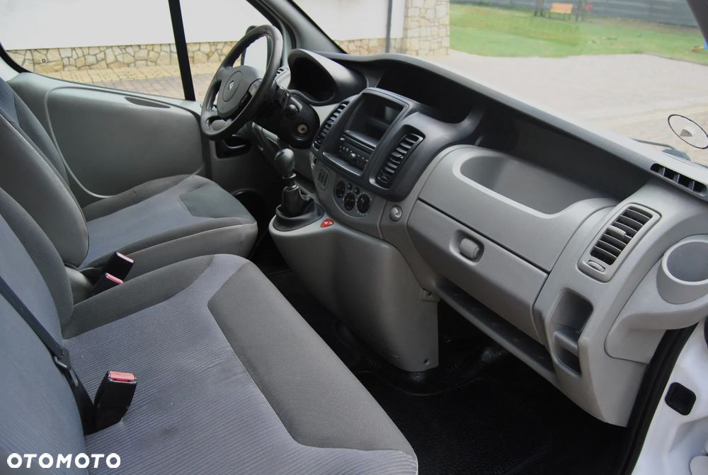 Renault Trafic - 6