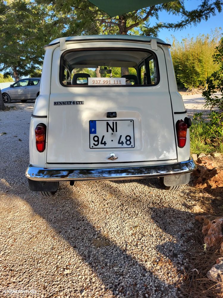 Renault 4 - 2