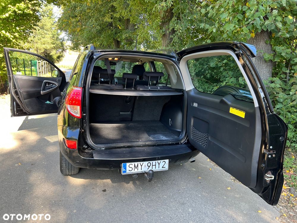 Toyota RAV4 2.2 D-4D Premium - 5