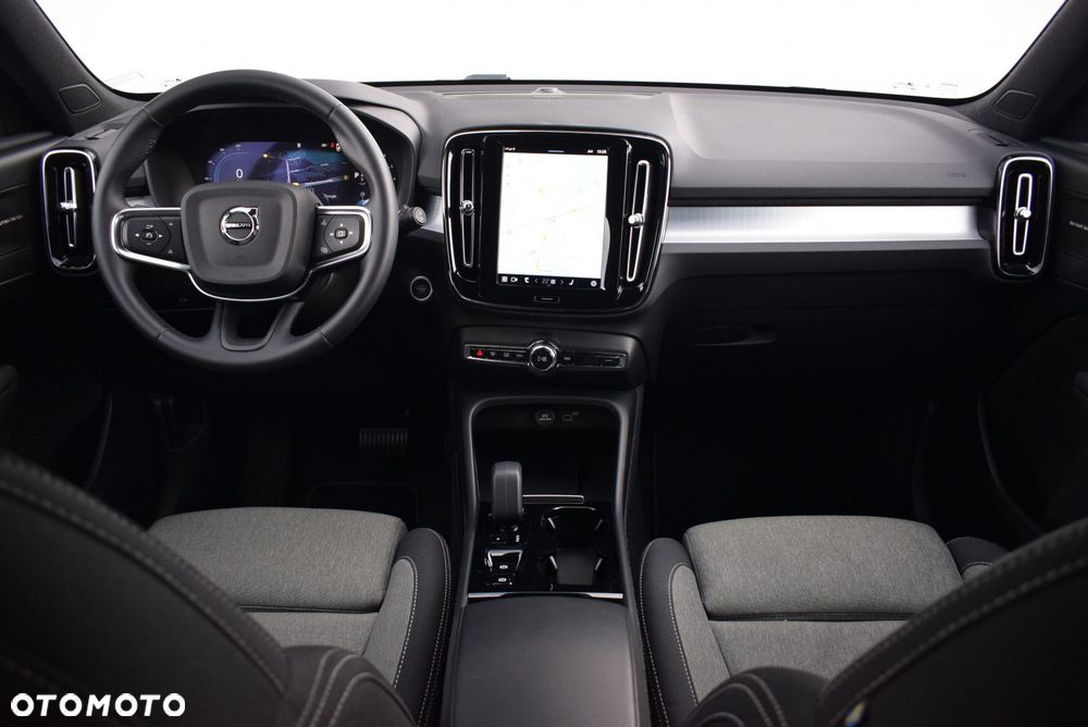 Volvo XC 40 - 11
