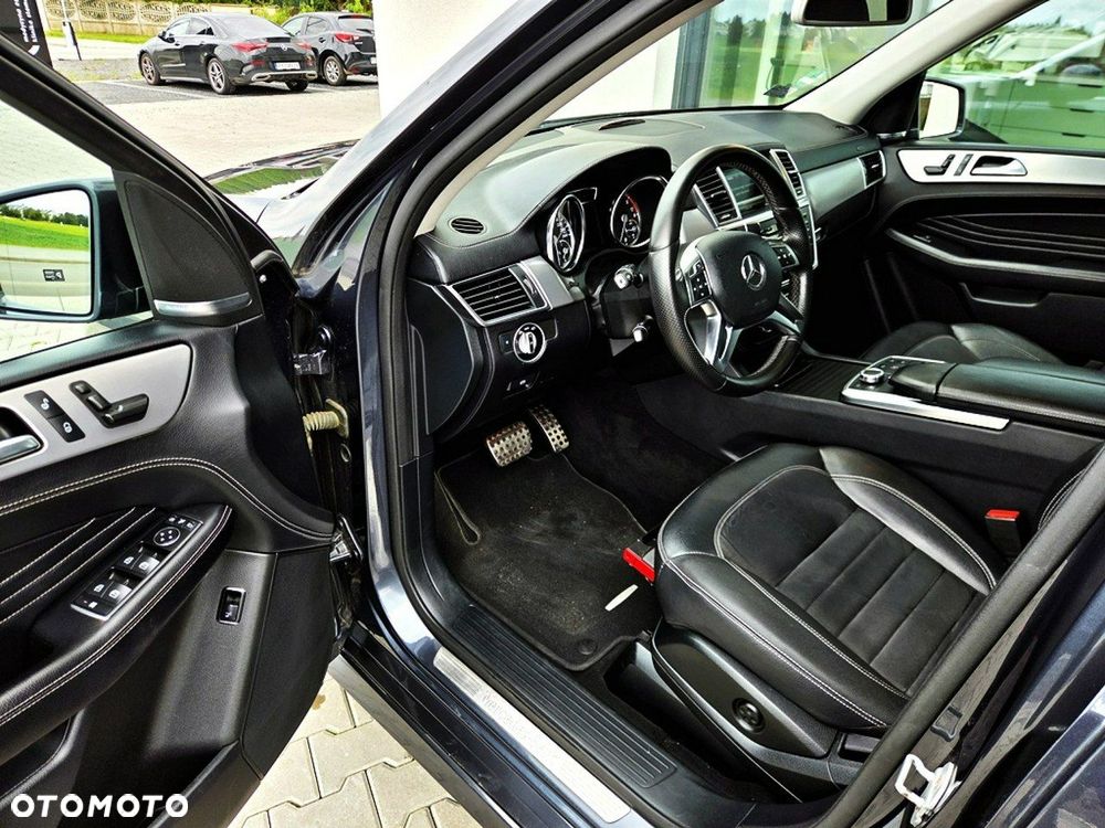 Mercedes-Benz ML 350 BlueTec 4-Matic - 7