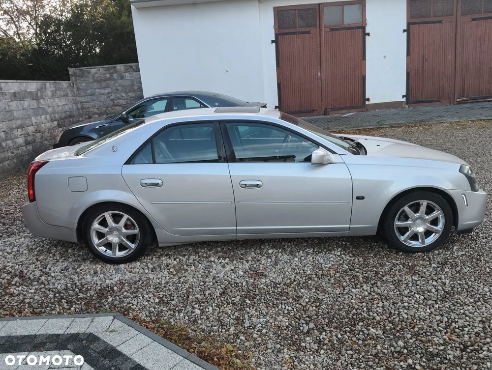 Cadillac CTS - 22