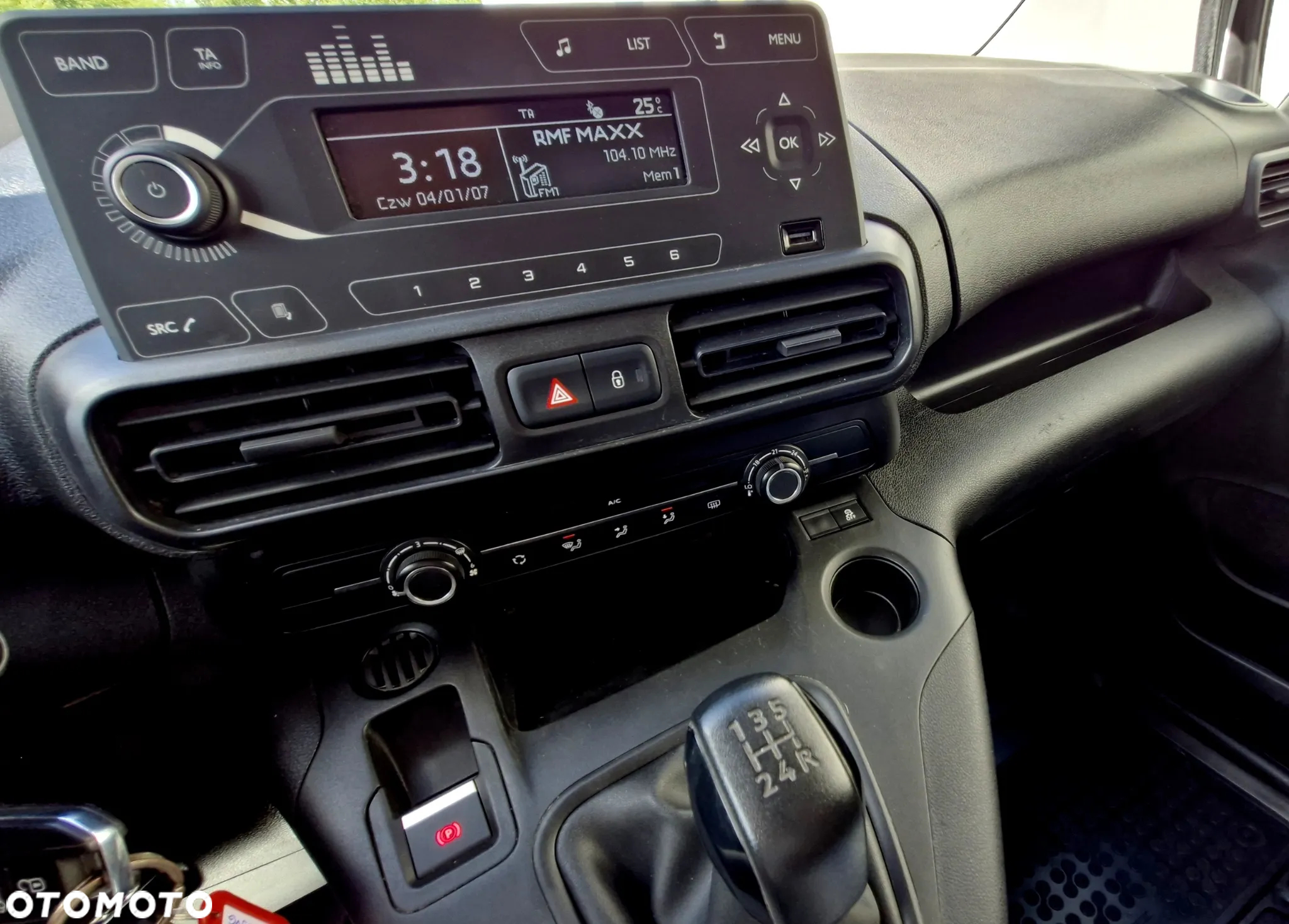 Peugeot Partner, 2020 XII, klima, tempomat, czujniki - 17