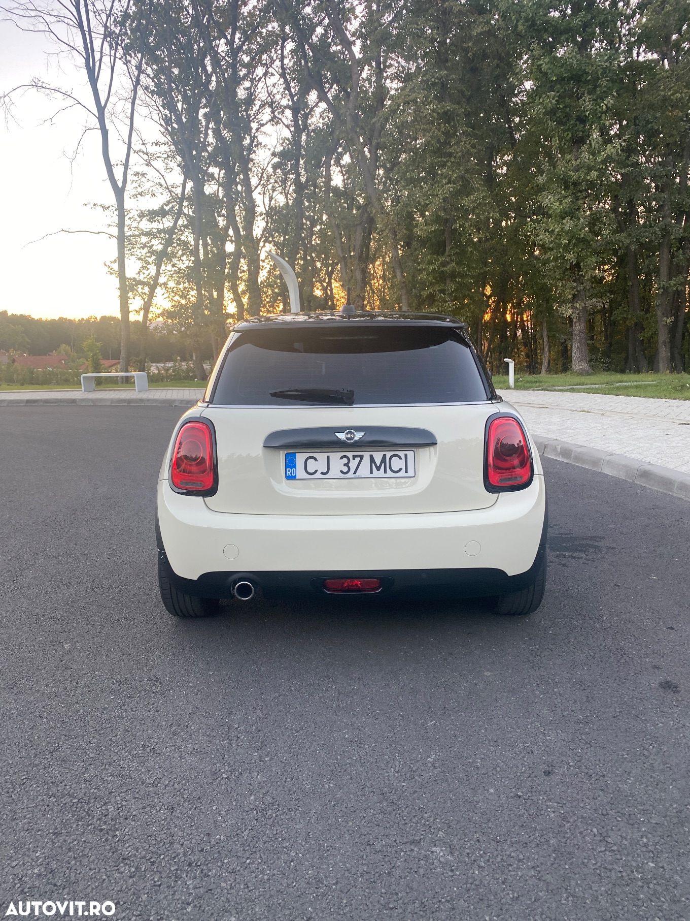 Mini Cooper Standard - 6