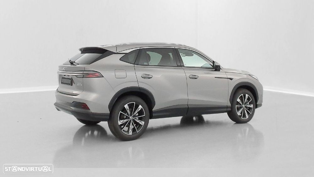 MG HS 1.5 T Luxury AT - 16