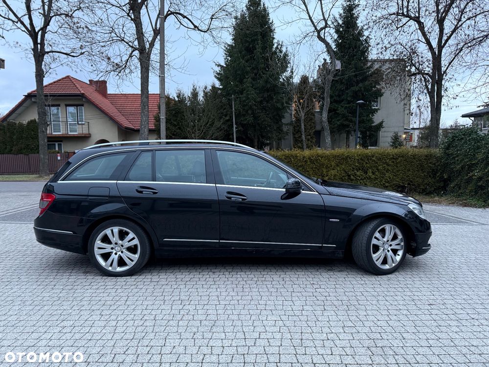 Mercedes-Benz Klasa C 180 T CGI Automatik BlueEFFICIENCY Avantgarde - 5
