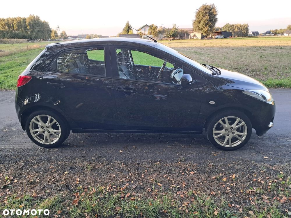 Mazda 2 - 11