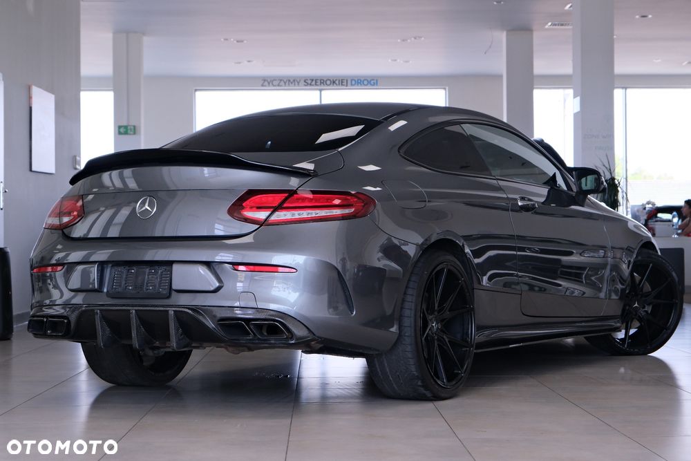 Mercedes-Benz Klasa C 300 9G-TRONIC AMG Line - 6