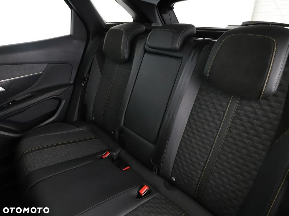 Peugeot 3008 1.2 PureTech Road Trip S&S - 18
