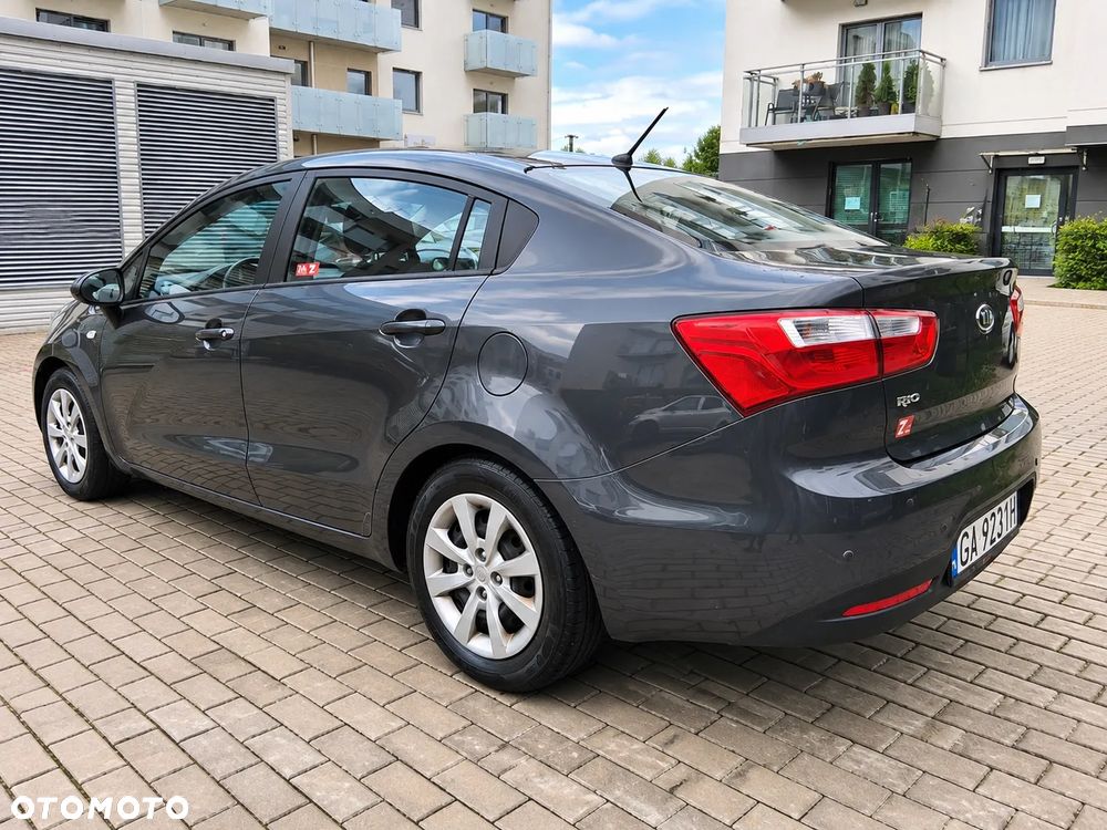 Kia Rio 2012 photo 4