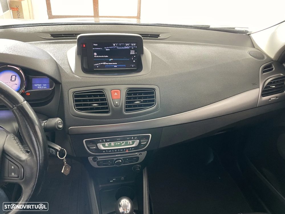 Renault Fluence 1.5 dCi Dynamique - 8