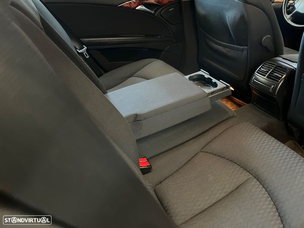 Mercedes-Benz E 220 CDI Auto Elegance - 12