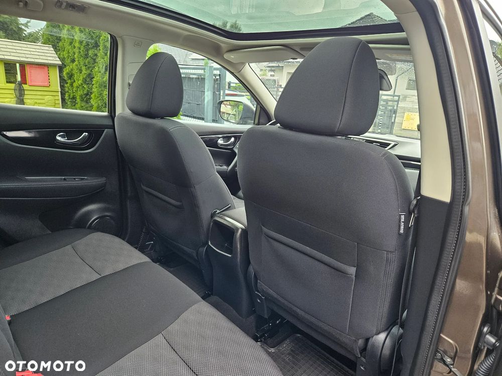 Nissan Qashqai 1.2 DIG-T N-Connecta EU6 - 16