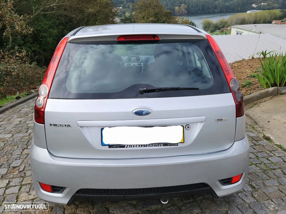 Ford Fiesta 1.4 TDCI Ghia - 5