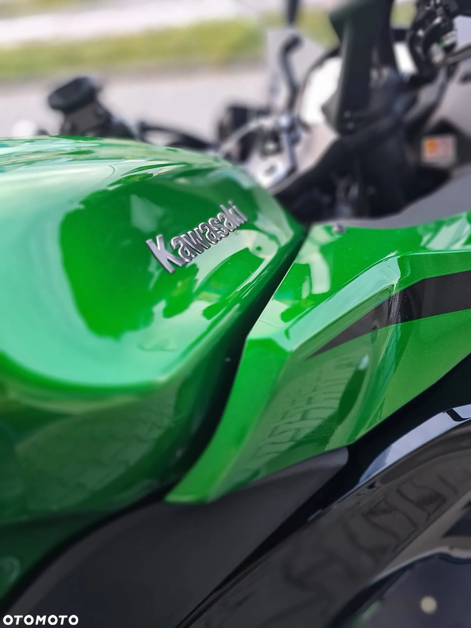 Kawasaki Ninja 1000 SX - 8