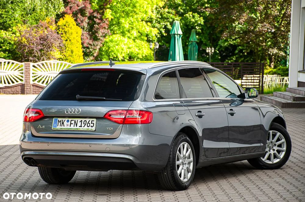 Audi A4 Avant 2.0 TDI DPF Ambition - 12
