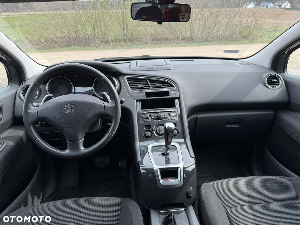 Peugeot 5008 1.6 e-HDi Active S&S 7os - 10