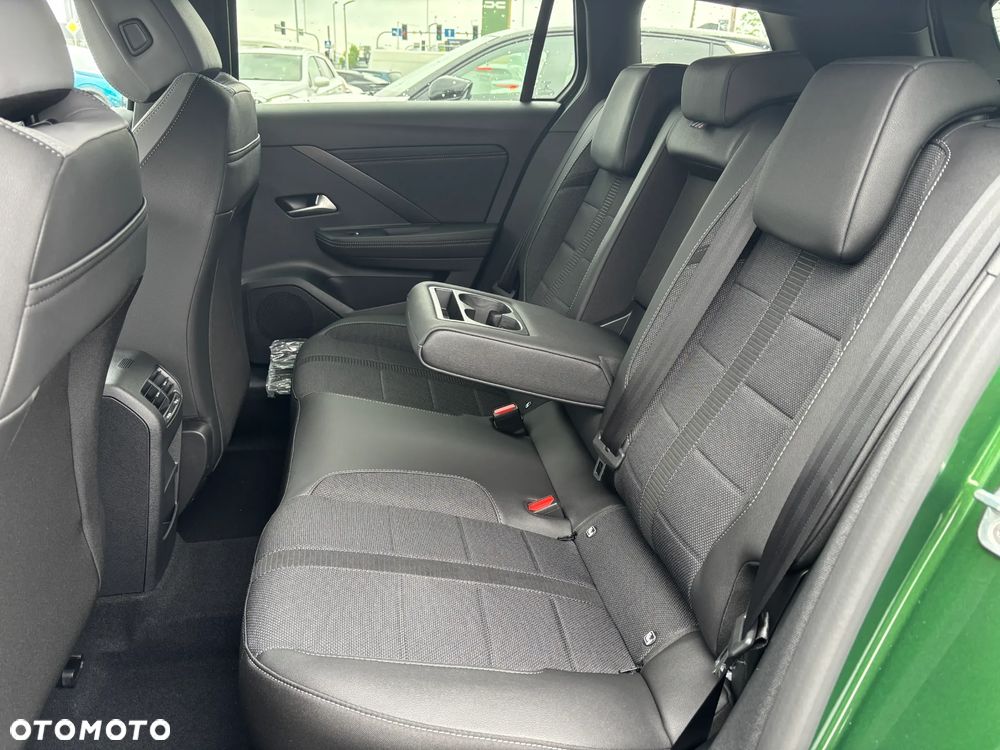 Opel Astra 1.2 T mHEV GS S&S eDTC - 13