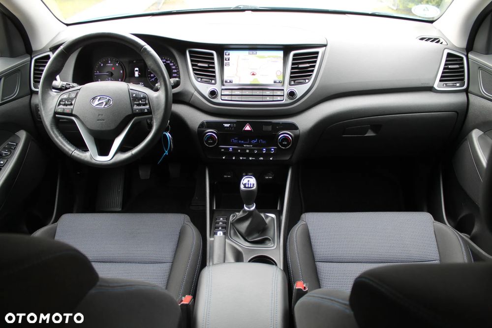 Hyundai Tucson 1.7 CRDI BlueDrive Style 2WD - 29