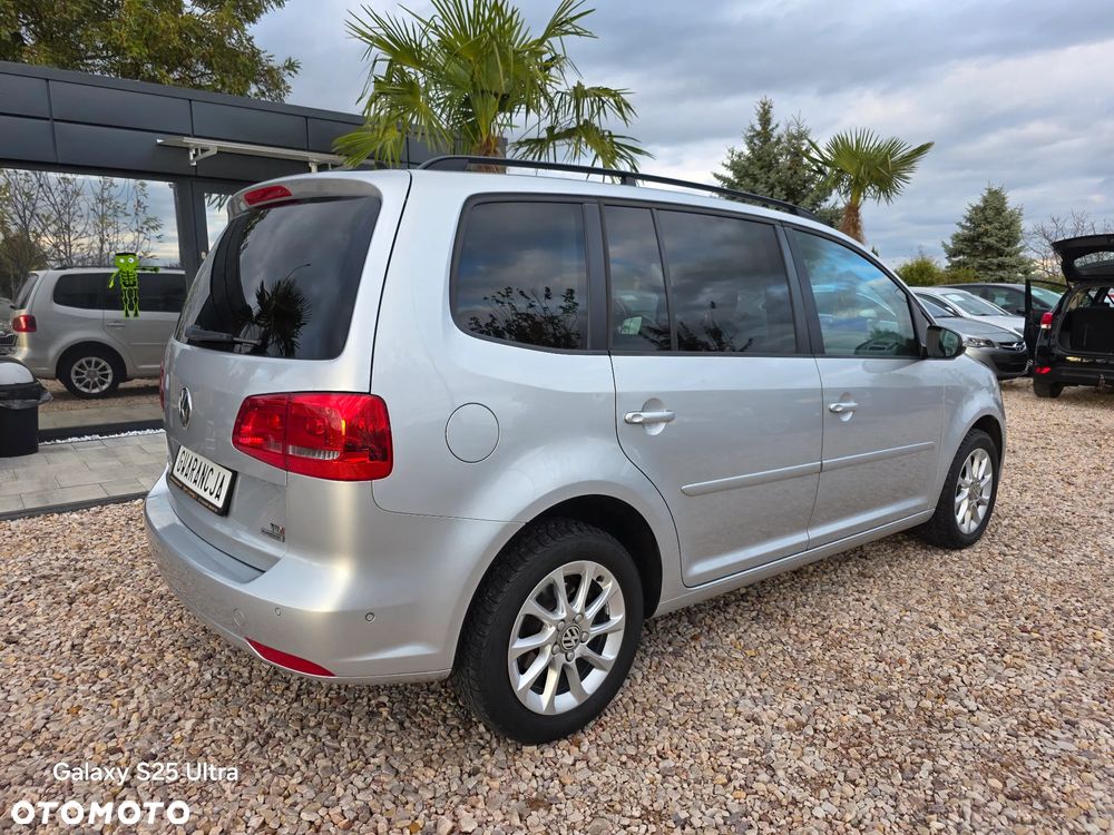 Volkswagen Touran 1.6 TDI DPF BlueMotion Technology Comfortline - 6