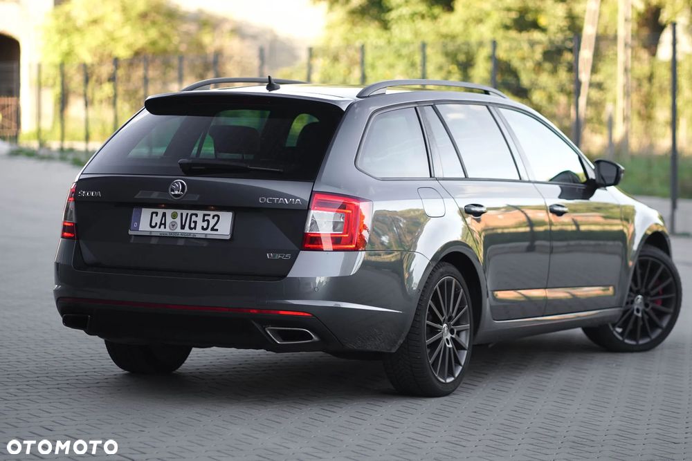 Skoda Octavia 2.0 TDI RS Challenge DSG - 8