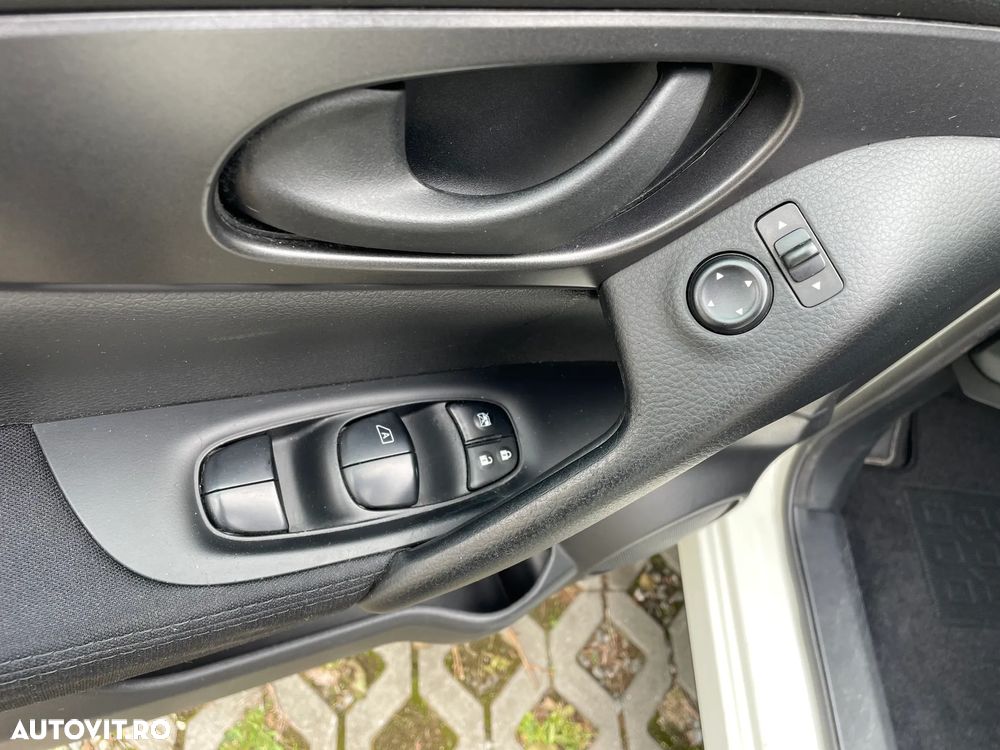 Nissan Qashqai 1.5 DCI Start/Stop N-Connecta - 15