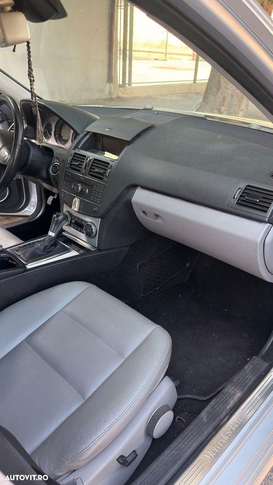 Mercedes-Benz C 280 4-Matic - 14