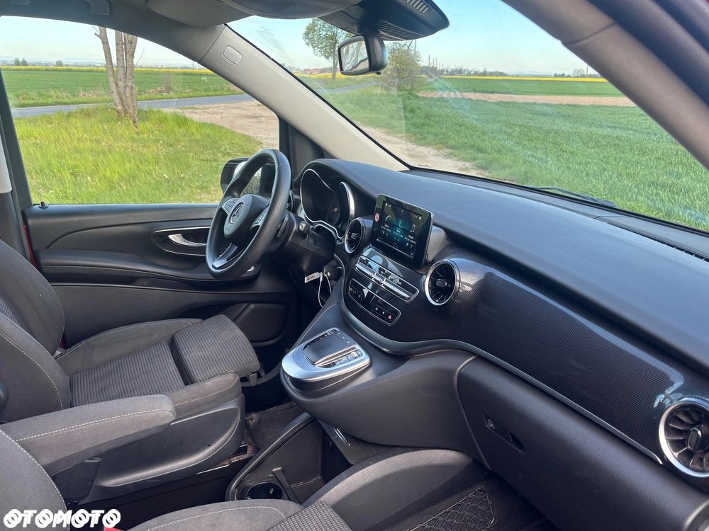 Mercedes-Benz Klasa V 220 d Extralang 9G-TRONIC - 16
