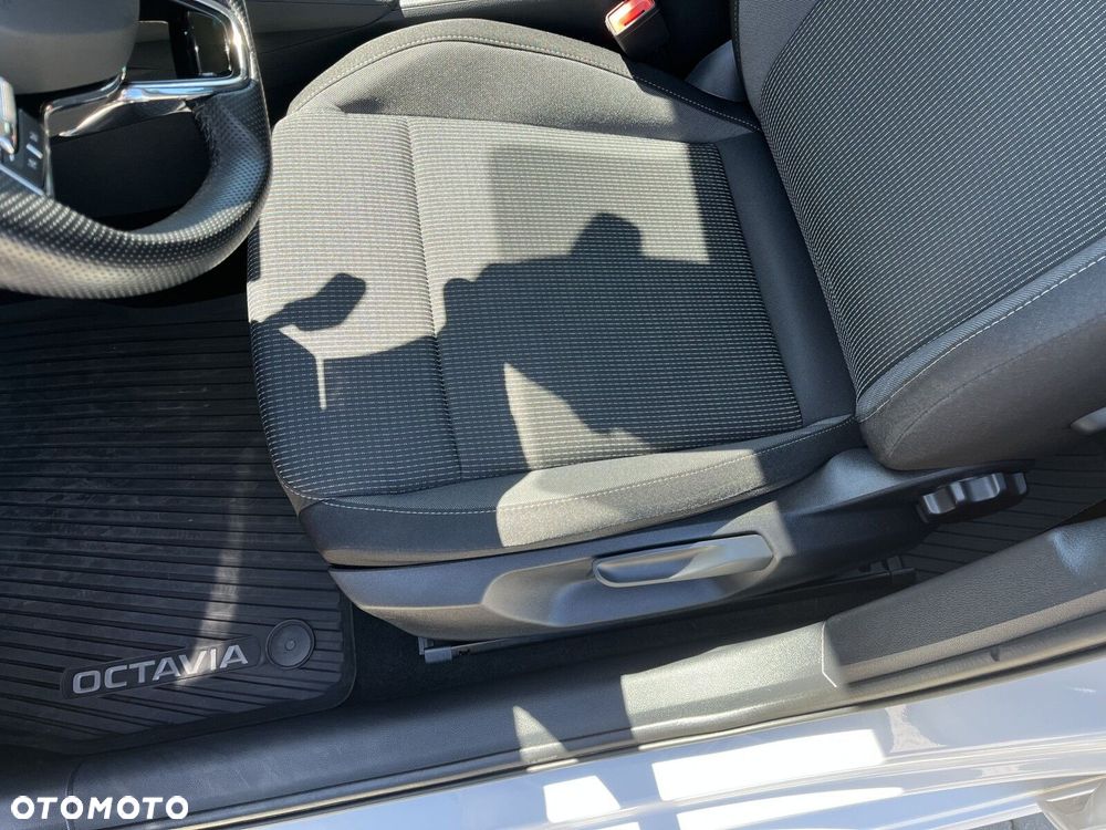 Skoda Octavia 2.0 TDI Ambition - 13