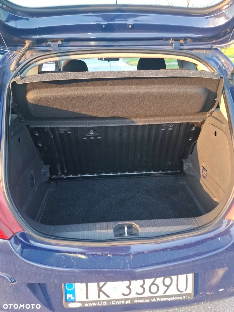 Opel Corsa 1.2 16V Enjoy - 4