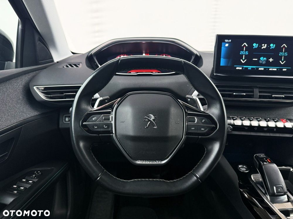 Peugeot 5008 1.2 PureTech Allure S&S EAT8 - 17