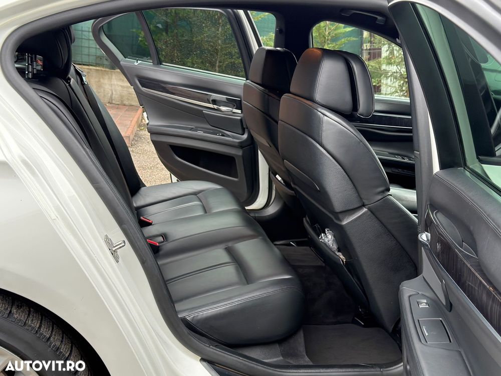 BMW Seria 7 740d - 3