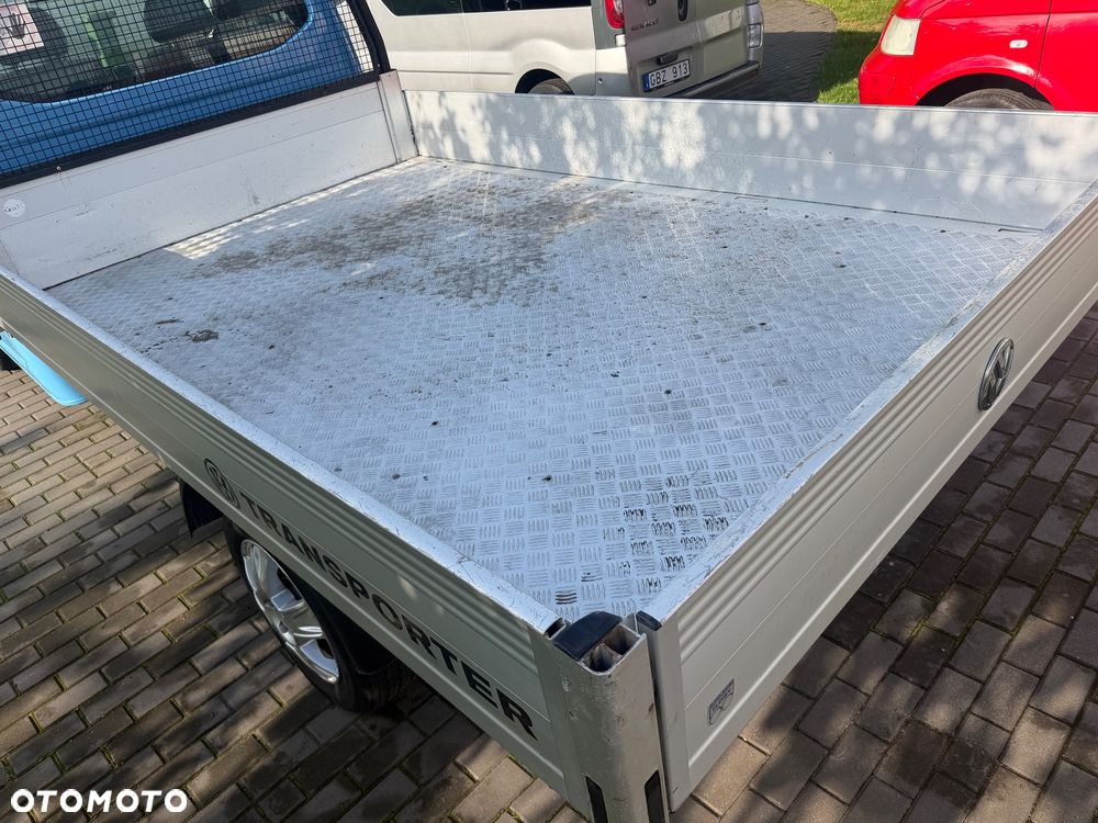 Volkswagen Transporter T5 - 13